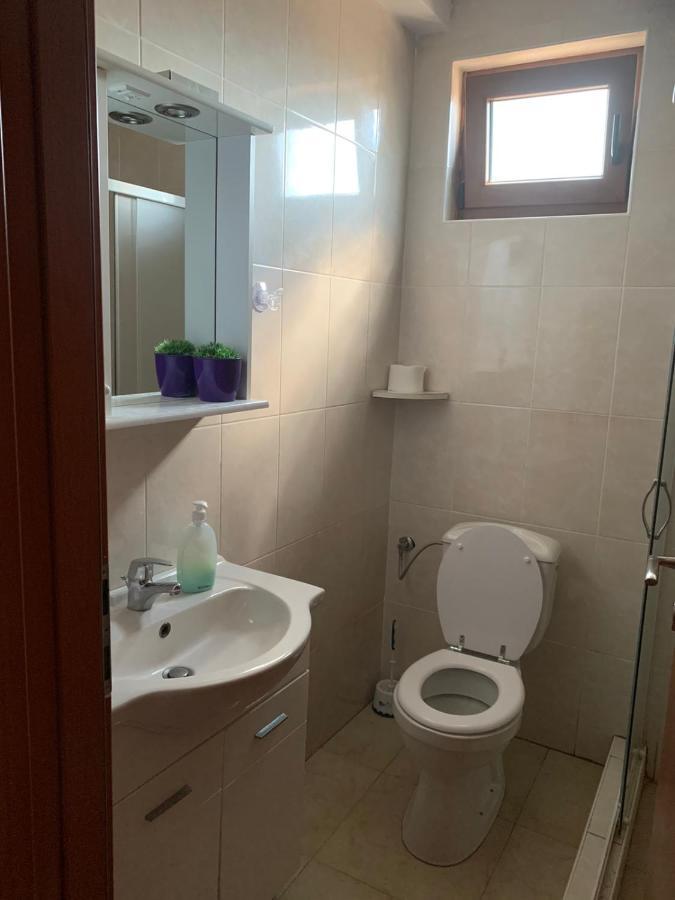 Apartments Vuk Luštica Luaran gambar