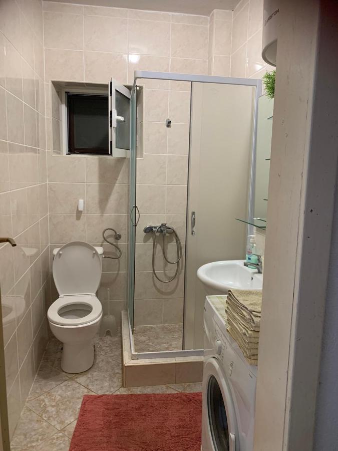 Apartments Vuk Luštica Luaran gambar