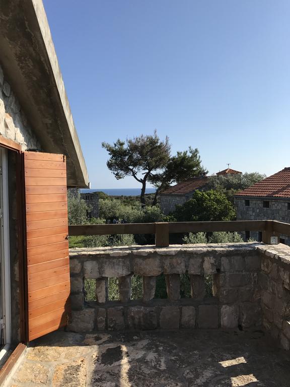 Apartments Vuk Luštica Luaran gambar